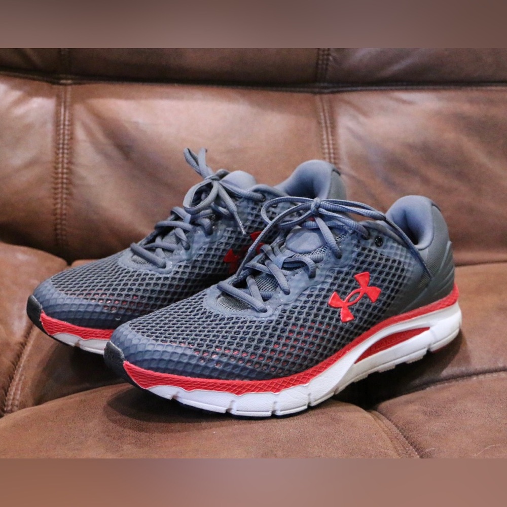 Men’s Under Armor sneakers, never worn, just didn’t like the fit.